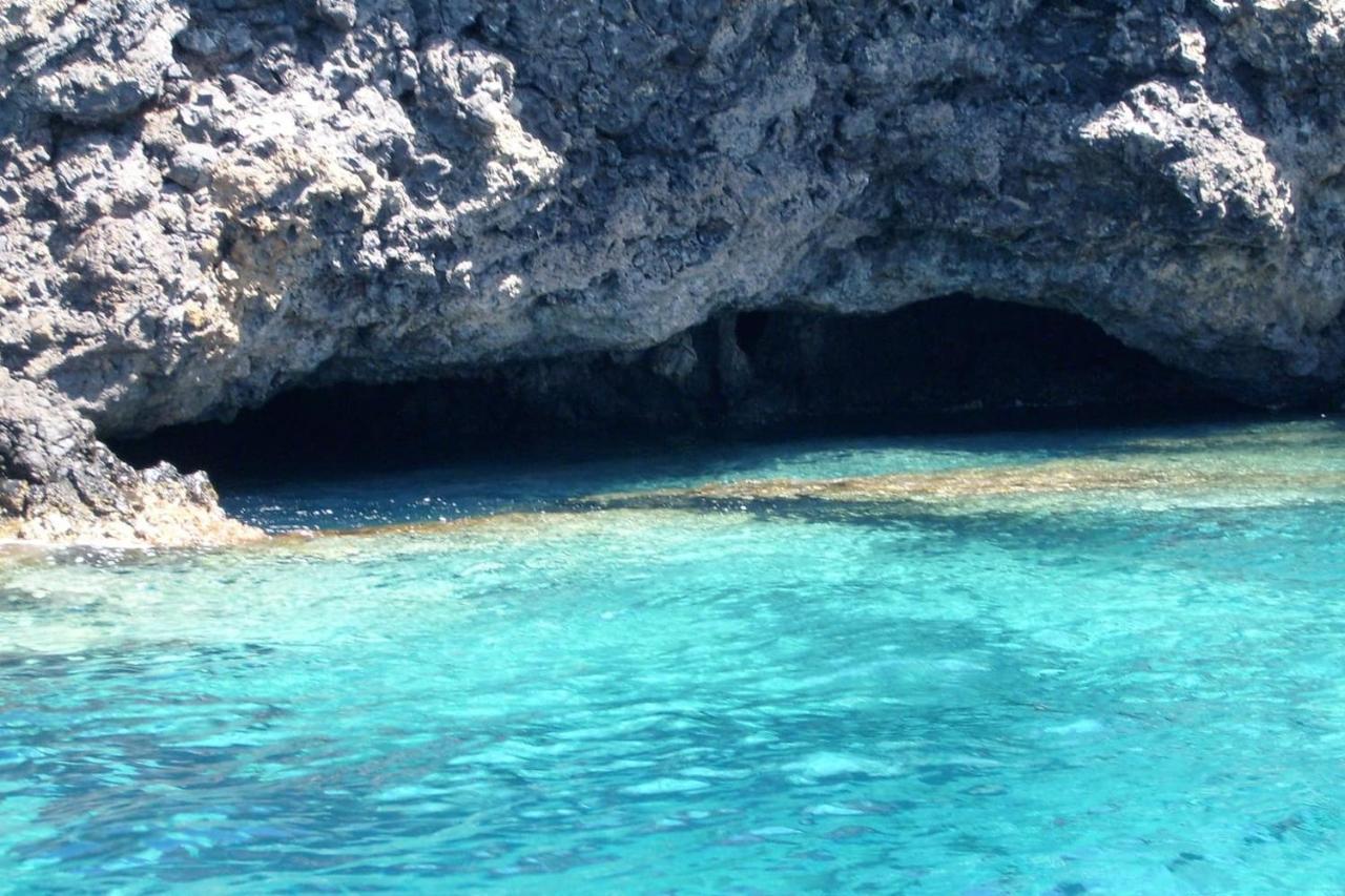 Appartamento Al Centro Di Ustica Isola di Ustica Ngoại thất bức ảnh